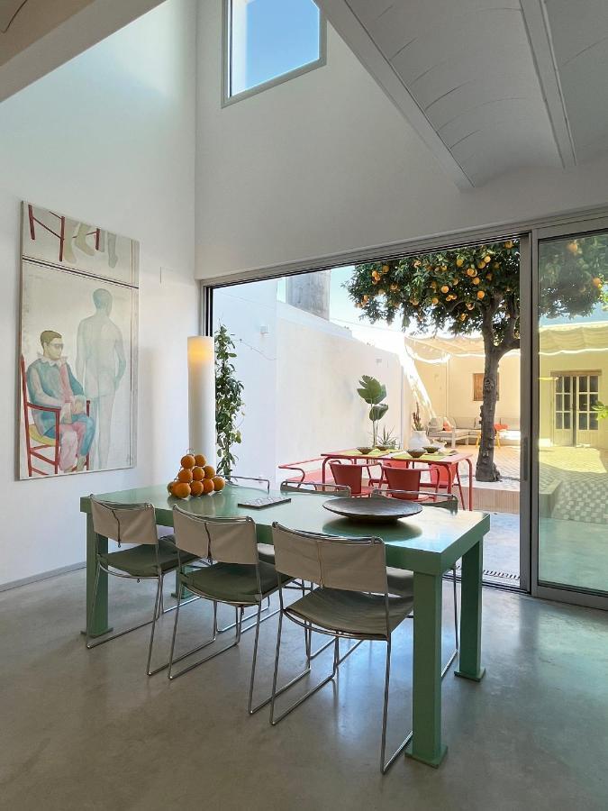 Design & Art, Patio With Orange Tree, Near Seville Carrion de Los Cespedes Dış mekan fotoğraf